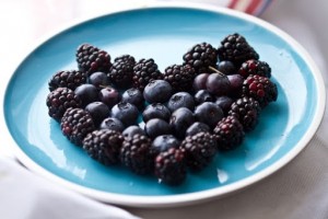 black-blue-pie-berries13